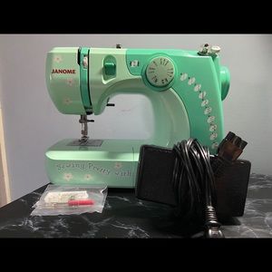 Janome’s Hello Kitty Sewing Machine